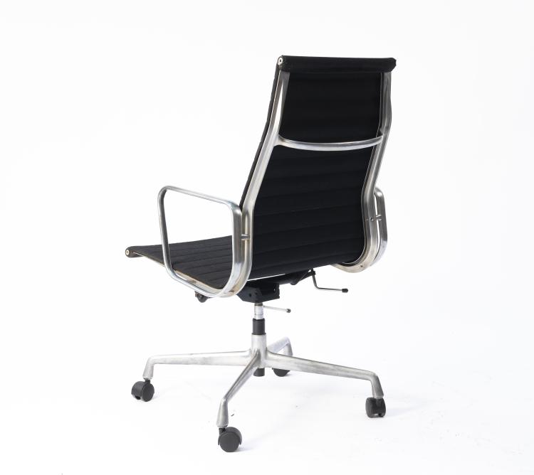 Bild 3 zu Objekt, 'Aluminium group' - high-back armchair, 1958, Charles Eames,Ray Eames, ICF, Cadsana f&uuml;r Miller, Herman, Zeeland., 151B 383