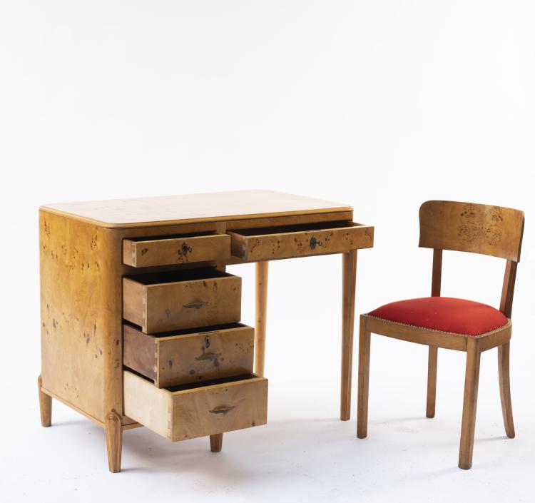 Bild 2 zu Objekt, Small writing / dressing table with chair, 1940 / 50s, Italien, 151B 284