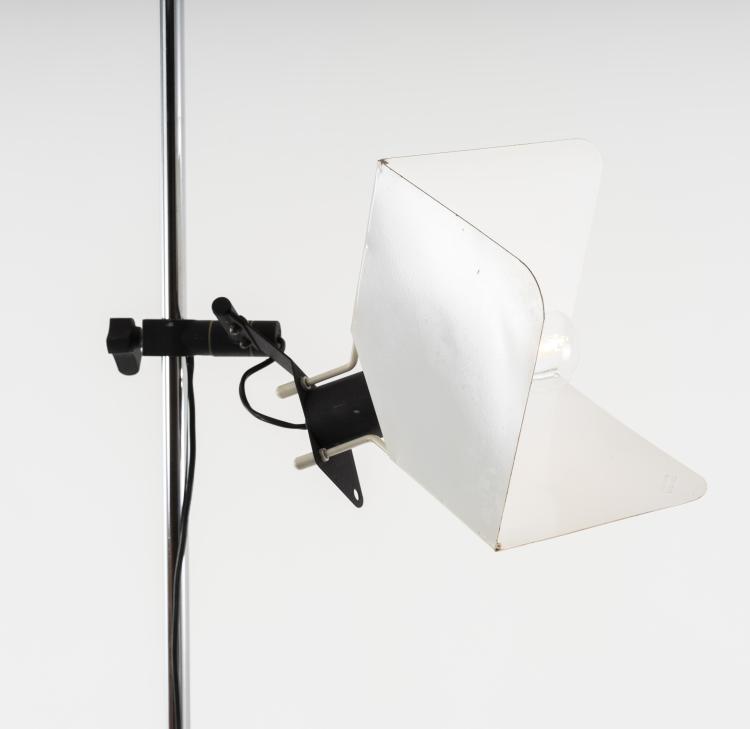 Bild 2 zu Objekt, 'Triedro' floor lamp, 1971, Joe Colombo, Stilnovo, Mailand, 151B 514