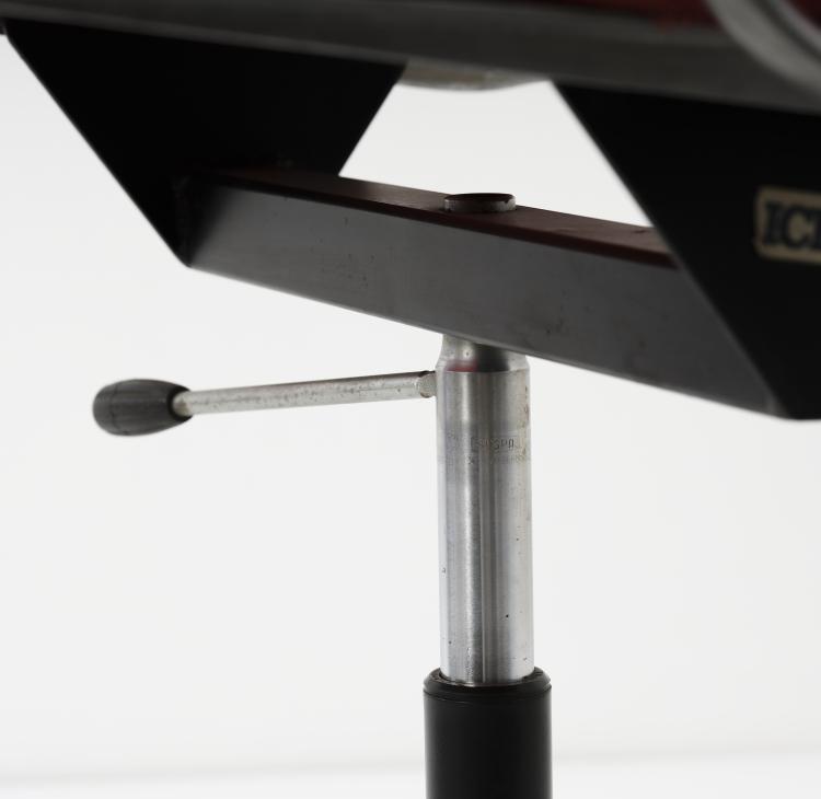 Bild 3 zu Objekt, Set of four 'Aluminium Group' desk chairs, 1958, Charles Eames,Ray Eames, ICF, Cadsana; Miller, Herman, Zeeland, 151B 381