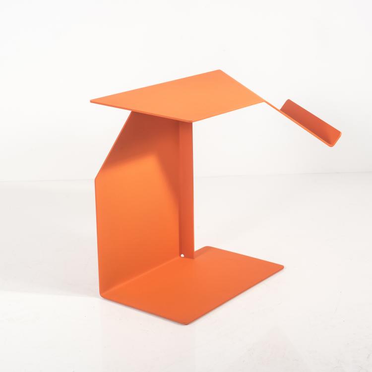 Bild 2 zu Objekt, 'DIANA F' side table, 2002, Konstantin Grcic, ClassiCon, M&uuml;nchen, 151A 173