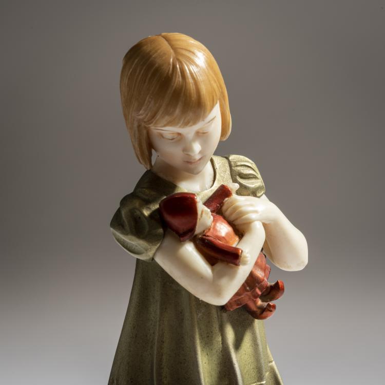 Bild 4 zu Objekt, 'Girl with a Doll', c. 1930, Ferdinand Preiss, 150B 378
