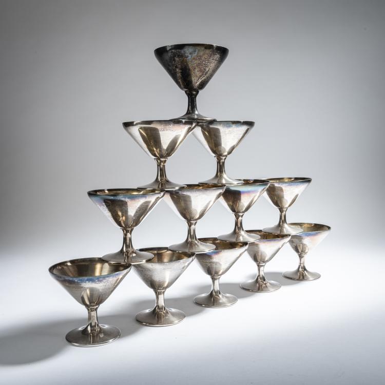 Hauptbild zu Objekt, Set of twelve dessert bowls, c. 1936, Gio Ponti, Krupp, Arthur, Mailand, 151B 483