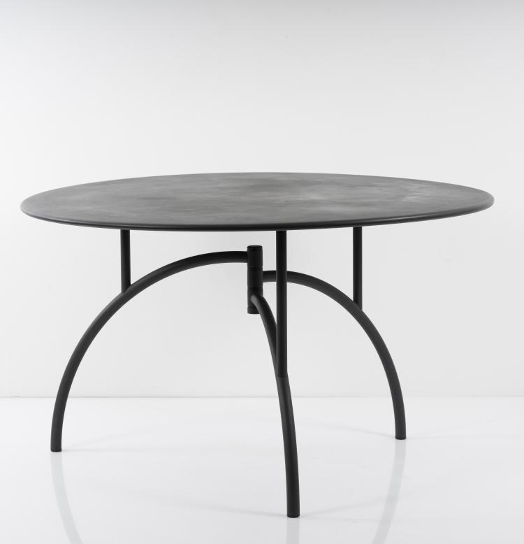 Hauptbild zu Objekt, 'Tippy Jackson' dining table, 1982, Philippe Starck, Driade, Mailand, 151B 574
