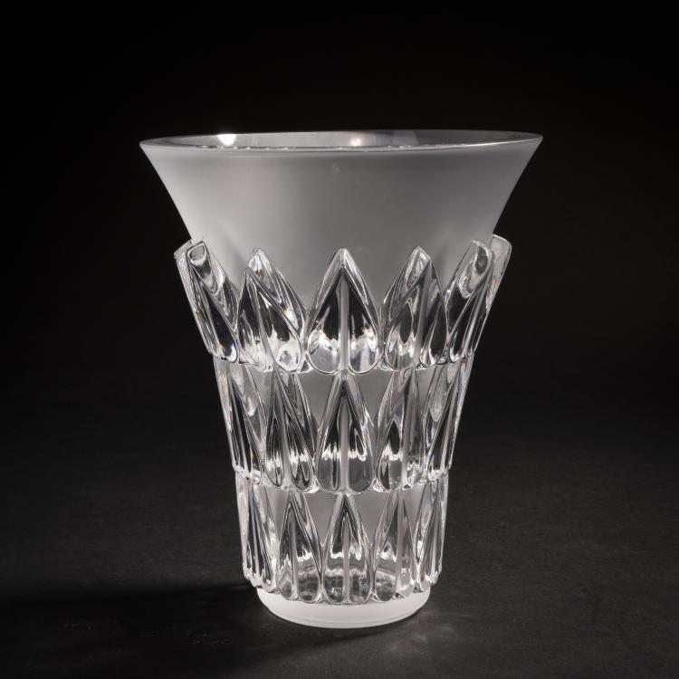 Bild 5 zu Objekt, Three vases '&Eacute;pis', 1932, 'Feuilles', 1934 and 'Hedera', 1980, Marc Lalique,Ren&eacute; Lalique, Lalique, Ren&eacute;, Wingen-sur-Moder, 150A 101
