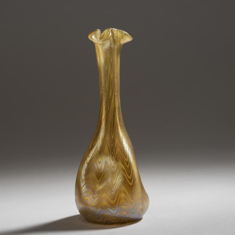 Bild 1 zu Objekt, Vase 'Ph&auml;nomen', 1901, L&ouml;tz Wwe., Klosterm&uuml;hle, 150B 295