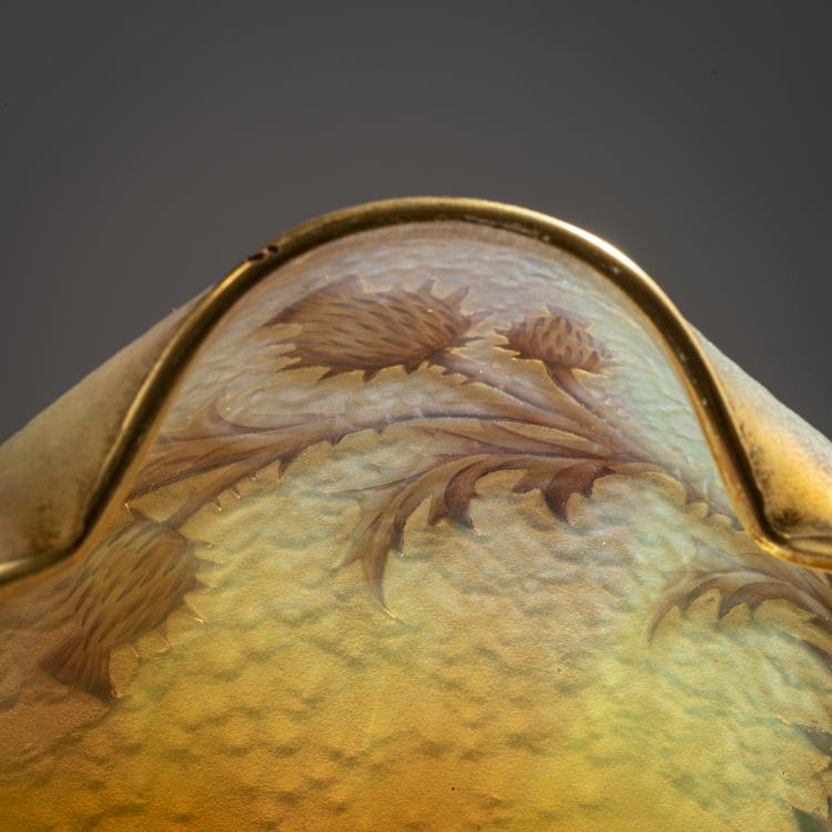 Bild 2 zu Objekt, Bowl 'Chardons de Lorraine', 1897, Daum Fr&egrave;res, Nancy, 150B 116