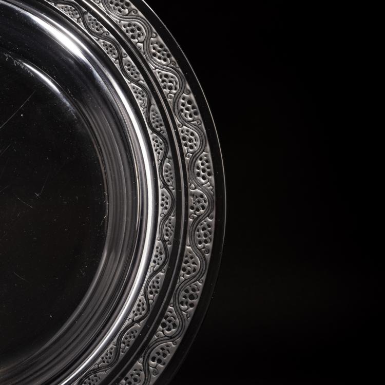 Bild 3 zu Objekt, Schale 'Ricquewihr', 1935, Ren&eacute; Lalique, Lalique, Ren&eacute;, Wingen-sur-Moder, 150A 83