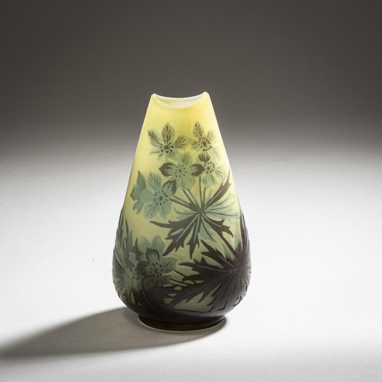 Hauptbild zu Objekt, Vase 'Geranium des Pr&eacute;s', 1908-14, Gall&eacute;, Etablissements, Nancy, 150B 200