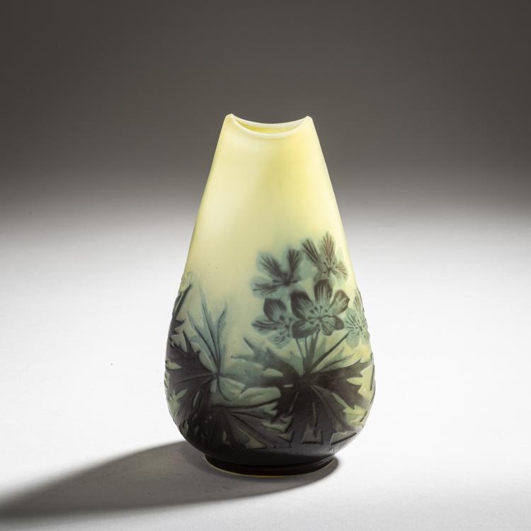 Bild 2 zu Objekt, Vase 'Geranium des Pr&eacute;s', 1908-14, Gall&eacute;, Etablissements, Nancy, 150B 200