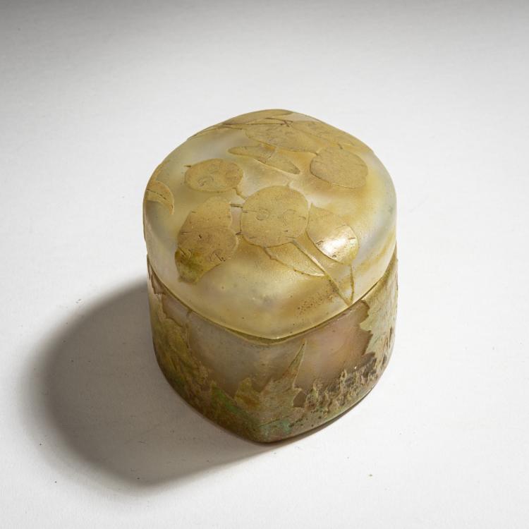 Bild 3 zu Objekt, Deckeldose 'Monnaie du Pape', um 1910, Daum Fr&egrave;res, Nancy, 150B 157