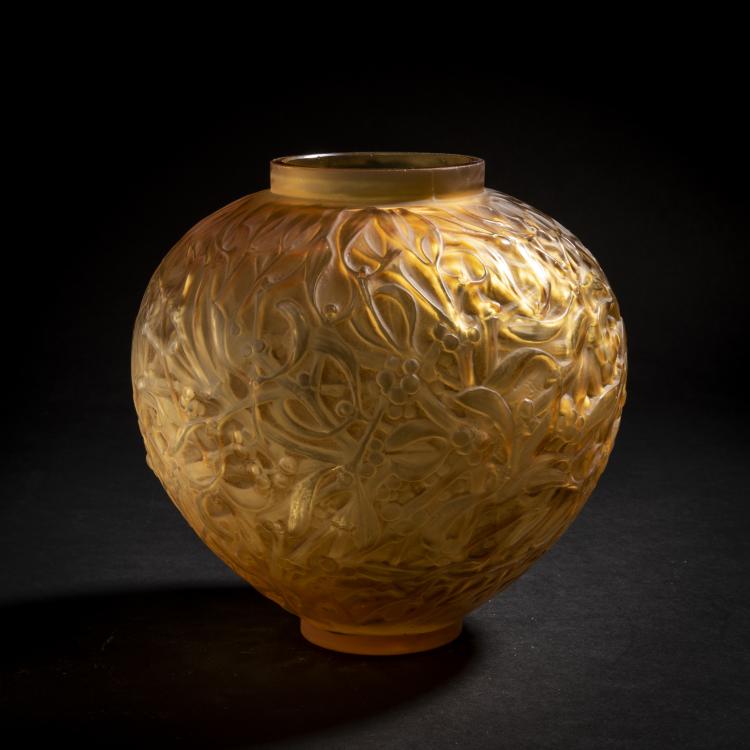 Bild 1 zu Objekt, 'Gui' vase, 1920, Ren&eacute; Lalique, Lalique, Ren&eacute;, Wingen-sur-Moder, 150A 17