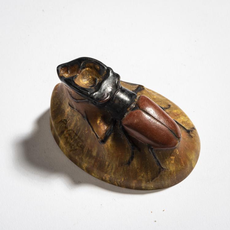 Hauptbild zu Objekt, Briefbeschwerer 'Lucane cerf-volant', um 1925, Walter, Amalric, Nancy, 150B 273