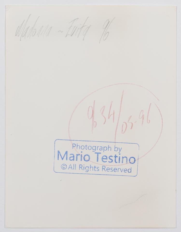 Bild 1 zu Objekt, Madonna 'Evita', ca. 1996, Mario Testino, 151C 828