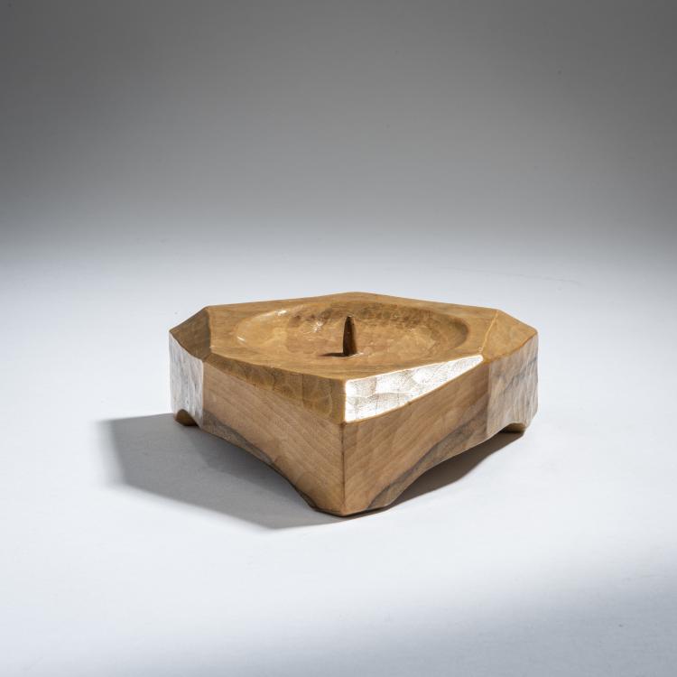 Bild 1 zu Objekt, Anthroposophischer Kerzenst&auml;nder, 1930-50, Rudolf Steiner (Umkreis), Dornach, Kunstschnitzwerkstatt (zug.), 151A 30