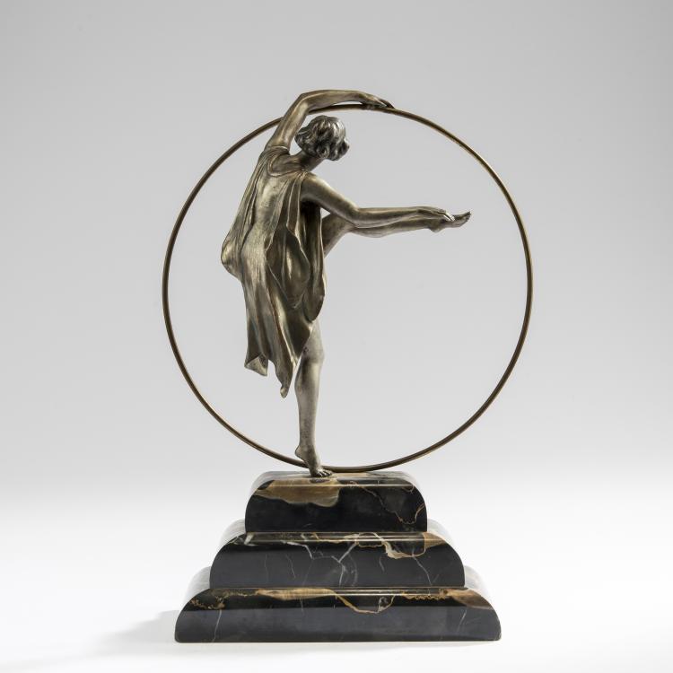 Bild 1 zu Objekt, 'Georgische T&auml;nzerin', um 1925, 150B 344
