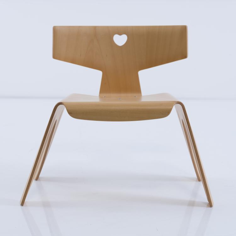Hauptbild zu Objekt, Children's chair, 1945, Charles Eames,Ray Eames, Vitra, Weil am Rhein, 152B 398