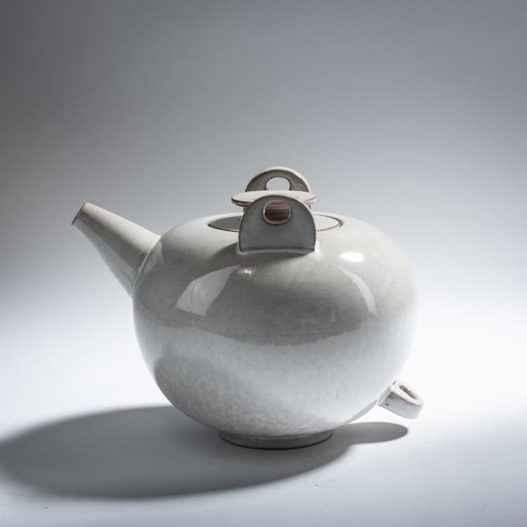Bild 2 zu Objekt, Teapot, 1920-25, Otto Lindig, Karlsruhe, Majolika, 151A 16