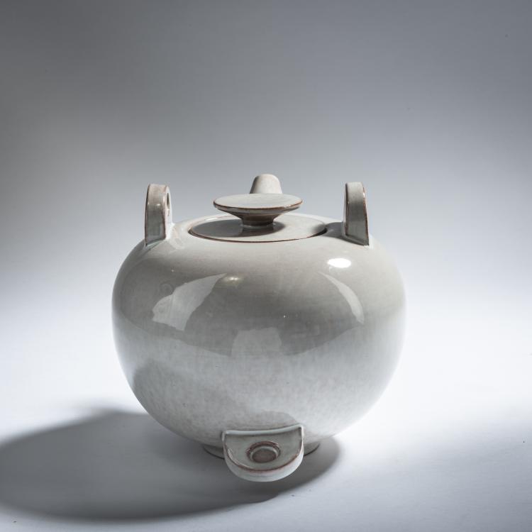 Bild 3 zu Objekt, Teapot, 1920-25, Otto Lindig, Karlsruhe, Majolika, 151A 16