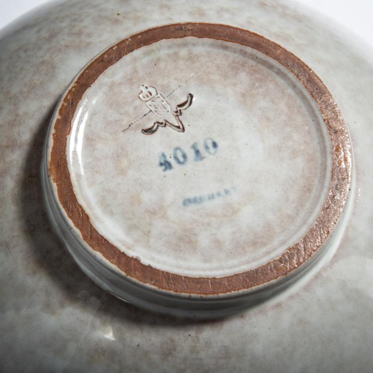 Bild 4 zu Objekt, Teapot, 1920-25, Otto Lindig, Karlsruhe, Majolika, 151A 16