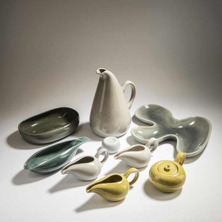 Hauptbild zu Objekt, Set of seven pieces from the 'American Modern' service, 1937, Russel Wright, Steubenville Pottery Co., Steubenville, OH, 151B 465