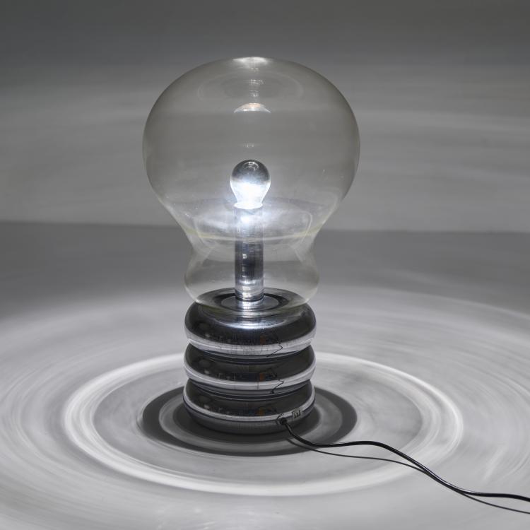 Bild 2 zu Objekt, Tischleuchte 'Giant Bulb Clear', 1966 (Entwurf), Ingo Maurer, Design M, Maurer, Ingo, M&uuml;nchen, 175B 243