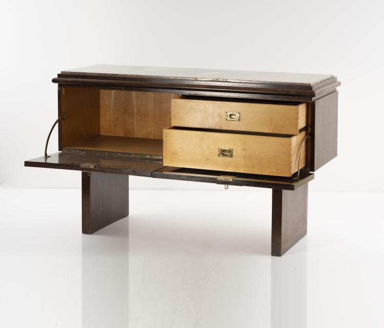 Bild 3 zu Objekt, Sideboard '331/5' from the dining room suite '331', 1934, Bruno Paul, Deutsche Werkst&auml;tten, Dresden Hellerau, 151A 50