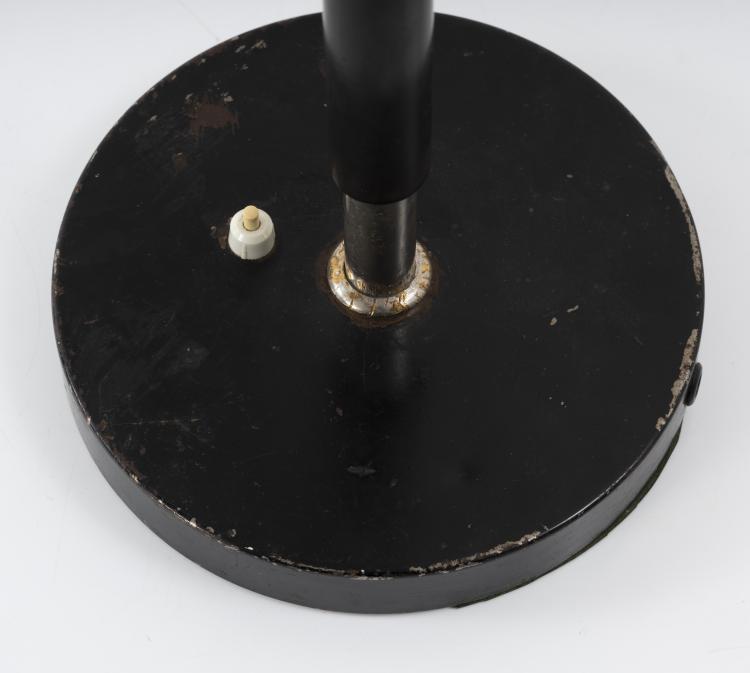 Bild 4 zu Objekt, 'Goethe' table light, c. 1930, B&uuml;nte & Remmler, Frankfurt, 151A 48