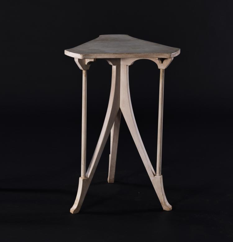 Bild 5 zu Objekt, Side table 'Haus Riemerschmid, Pasing', 1898/99, Richard Riemerschmid, Dresdner Werkst&auml;tten, Dresden-Hellerau, 151A 7
