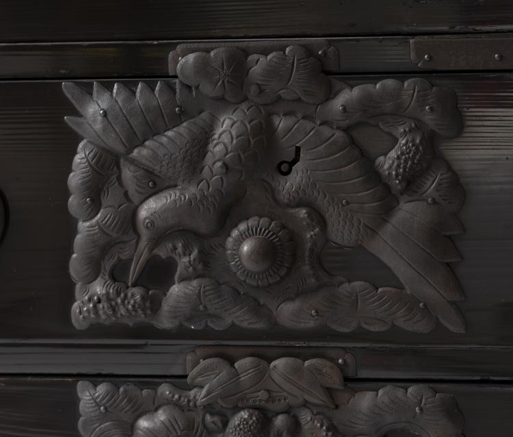 Bild 6 zu Objekt, 'Tansu', chest of drawers, 19th century, Japan, 151A 185