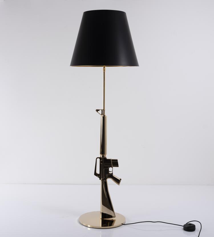 Bild 1 zu Objekt, Stehleuchte 'Lounge Gun', 2005, Philippe Starck, Flos, Brescia, 151A 175