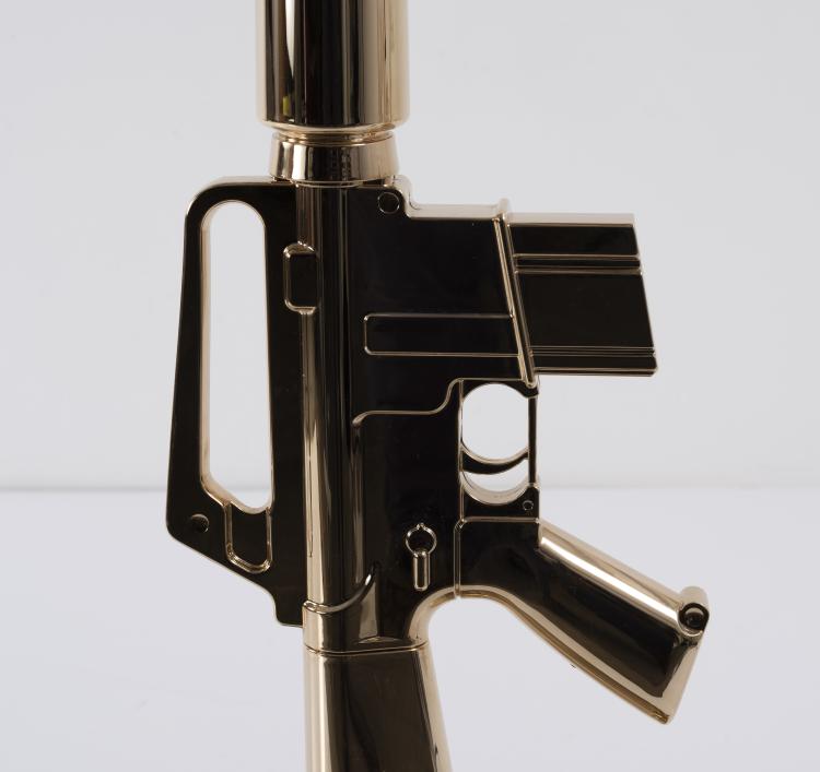 Bild 2 zu Objekt, Stehleuchte 'Lounge Gun', 2005, Philippe Starck, Flos, Brescia, 151A 175