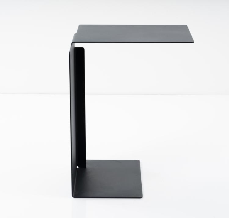 Bild 2 zu Objekt, Beistelltisch 'DIANA A', 2002, Konstantin Grcic, ClassiCon, M&uuml;nchen, 151A 232