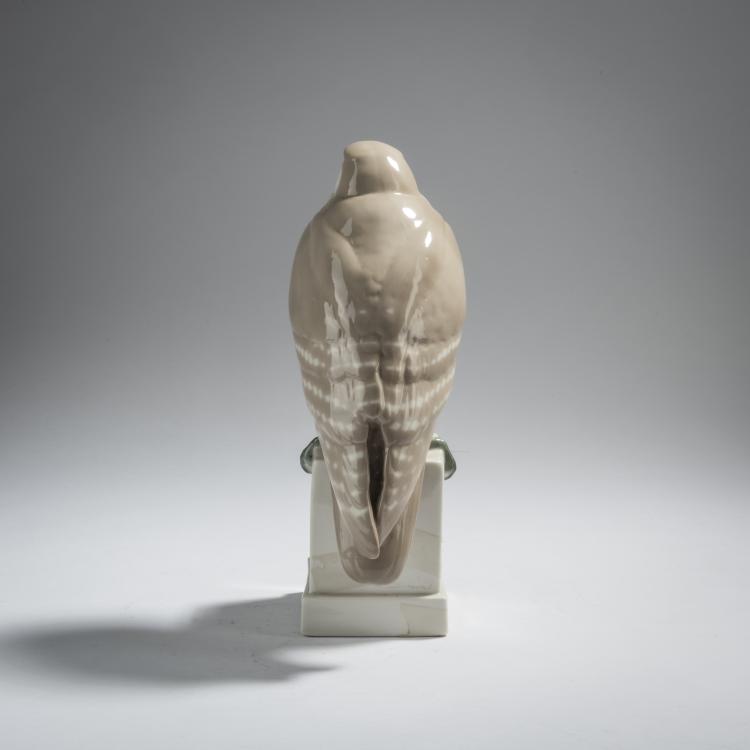 Bild 3 zu Objekt, Seated falcon, 1907, Gerhard Marcks, Schwarzburger Werkst&auml;tten, 153C 585