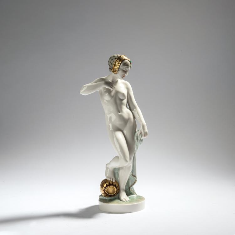 Hauptbild zu Objekt, 'Bather', before 1916, E. Brams, Schwarzburger Werkst&auml;tten, 153C 586