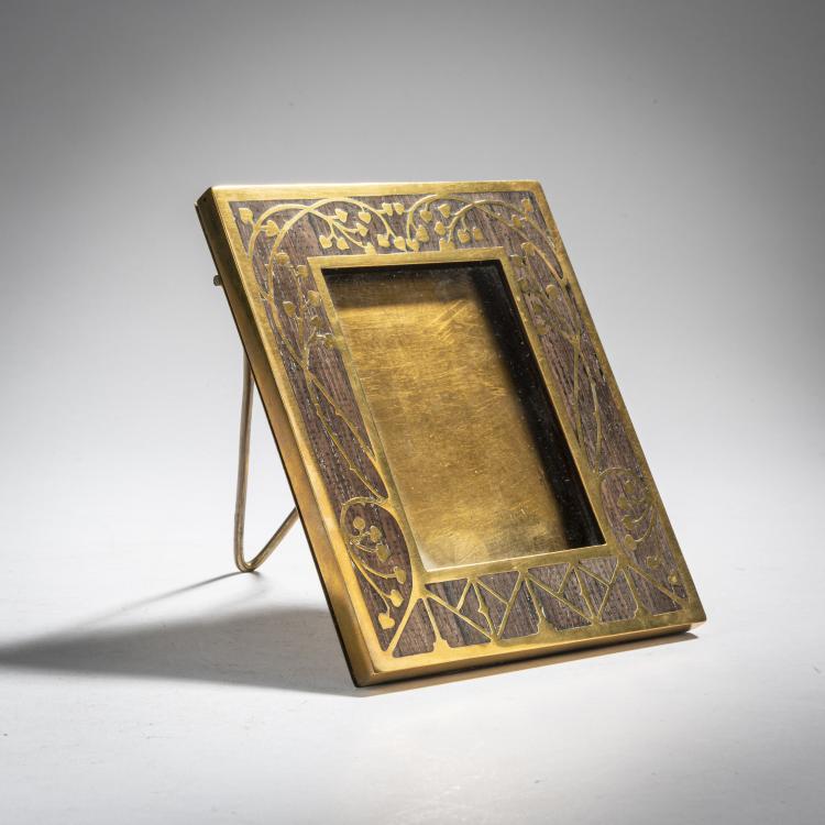 Hauptbild zu Objekt, Standing frame, c. 1910, Erhard & S&ouml;hne, Schw&auml;bisch Gm&uuml;nd, 153C 634