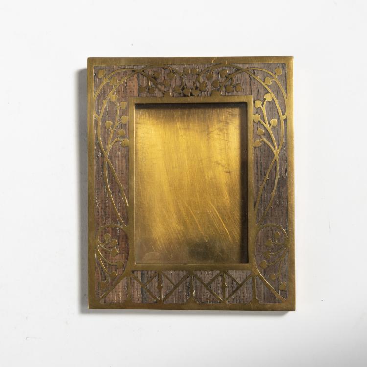 Bild 2 zu Objekt, Standing frame, c. 1910, Erhard & S&ouml;hne, Schw&auml;bisch Gm&uuml;nd, 153C 634