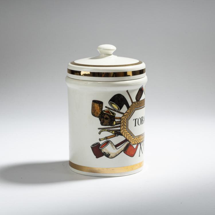 Bild 1 zu Objekt, Deckeldose 'Tobacco', 1960er Jahre, Piero Fornasetti, Fornasetti, Mailand, 152A 220