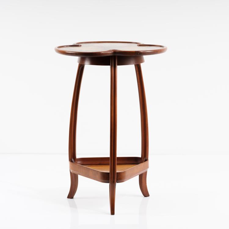 Bild 1 zu Objekt, Beistelltisch 'Noisette', um 1910, Louis Majorelle, Majorelle, Louis, Nancy, 153C 783