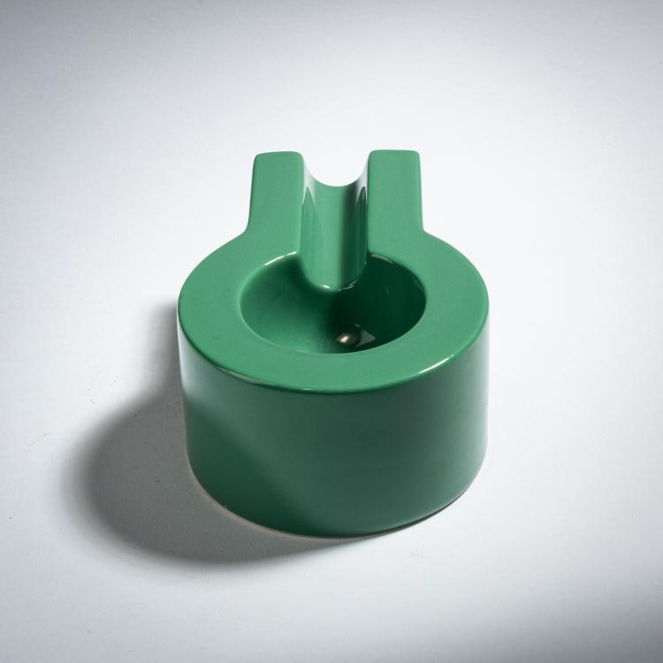 Bild 1 zu Objekt, Aschenbecher 'Y38' aus der Serie 'Terracotta Yantra', 1969, Ettore Sottsass, Habitat, Italien, 152A 139