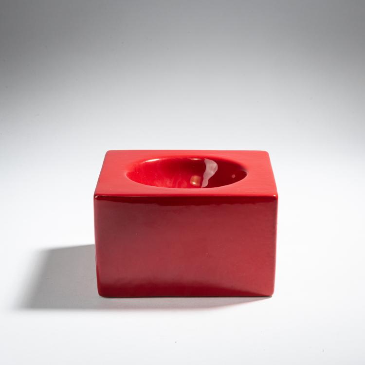 Bild 1 zu Objekt, Ashtray '444', 1962/63, Ettore Sottsass, Societ&agrave; Ceramica Toscana, Figline; Il Sestante, Mailand, 152A 134