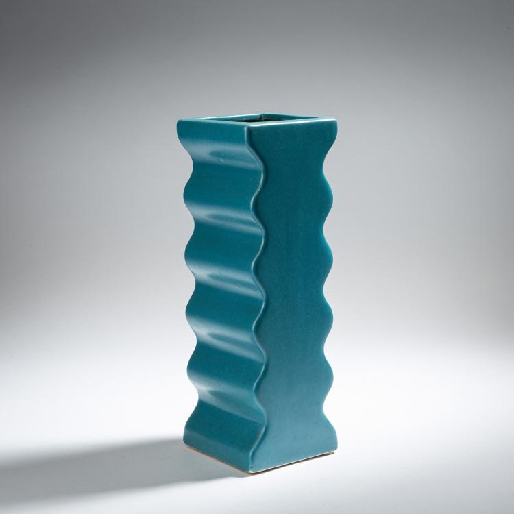 Hauptbild zu Objekt, Vase '629' aus der Serie 'Onde', 1969, Ettore Sottsass, Societ&agrave; Ceramica Toscana, Figline; Il Sestante, Mailand, 152A 140