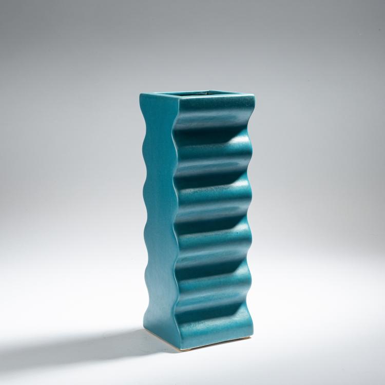 Bild 2 zu Objekt, Vase '629' aus der Serie 'Onde', 1969, Ettore Sottsass, Societ&agrave; Ceramica Toscana, Figline; Il Sestante, Mailand, 152A 140