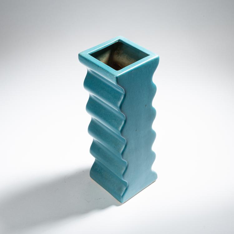 Bild 3 zu Objekt, Vase '629' aus der Serie 'Onde', 1969, Ettore Sottsass, Societ&agrave; Ceramica Toscana, Figline; Il Sestante, Mailand, 152A 140