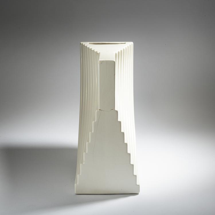 Bild 3 zu Objekt, Vase 'Y31' aus der Serie 'Terracotta Yantra', 1969, Ettore Sottsass, Italien, 152A 141