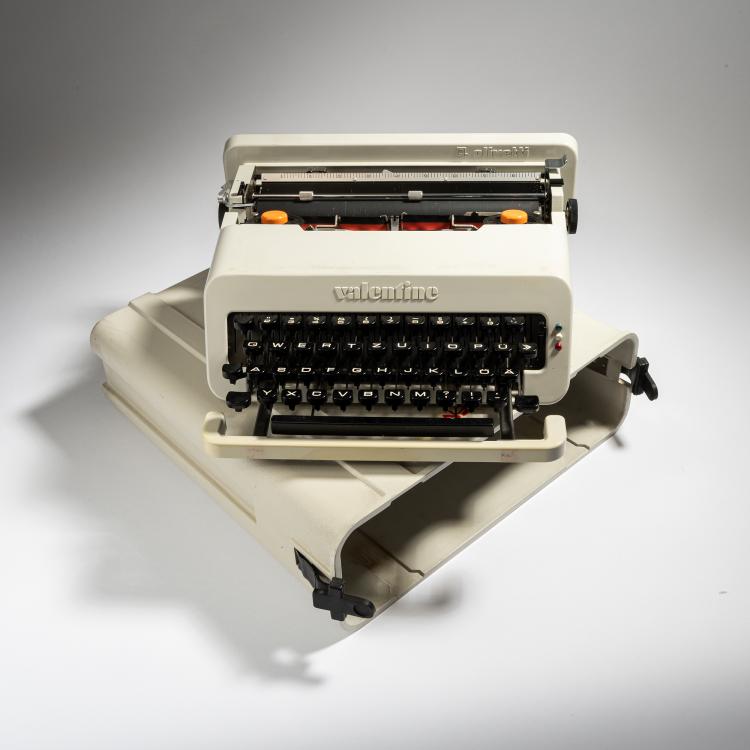 Hauptbild zu Objekt, Typewriter 'Valentine S', 1969, Ettore Sottsass, Olivetti, Ivrea, 152A 202