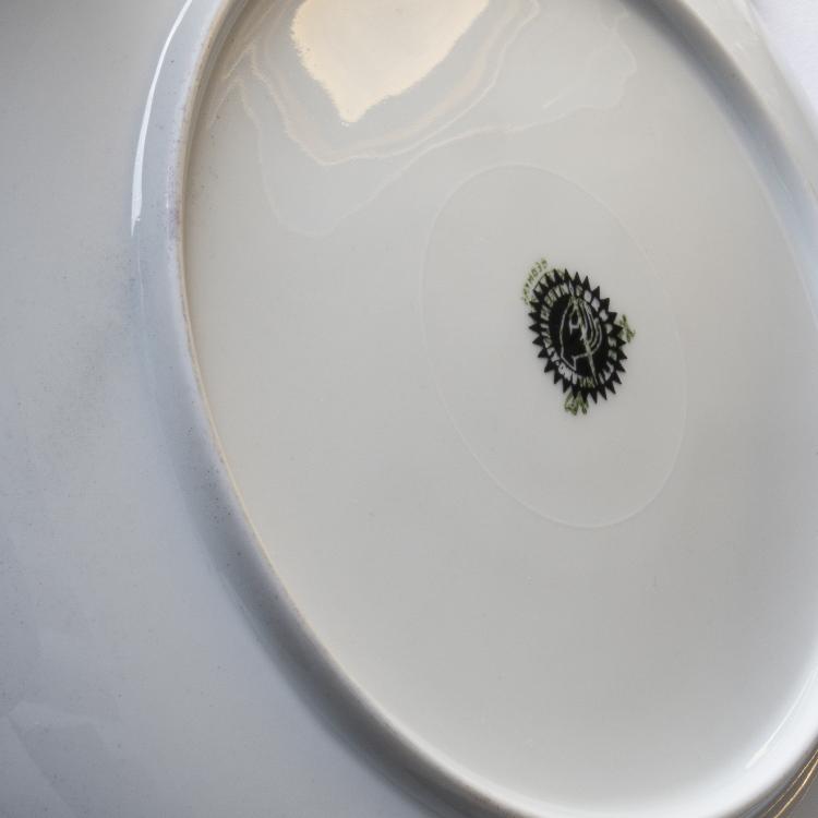 Bild 2 zu Objekt, Set of two larger and two smaller 'Oro' plates, 1970s, Piero Fornasetti, Fornasetti, Mailand, 152A 221