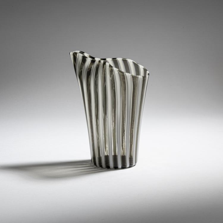 Hauptbild zu Objekt, Kanne 'A fasce', 1946/47, Gio Ponti, Venini & C., Murano, 152C 631