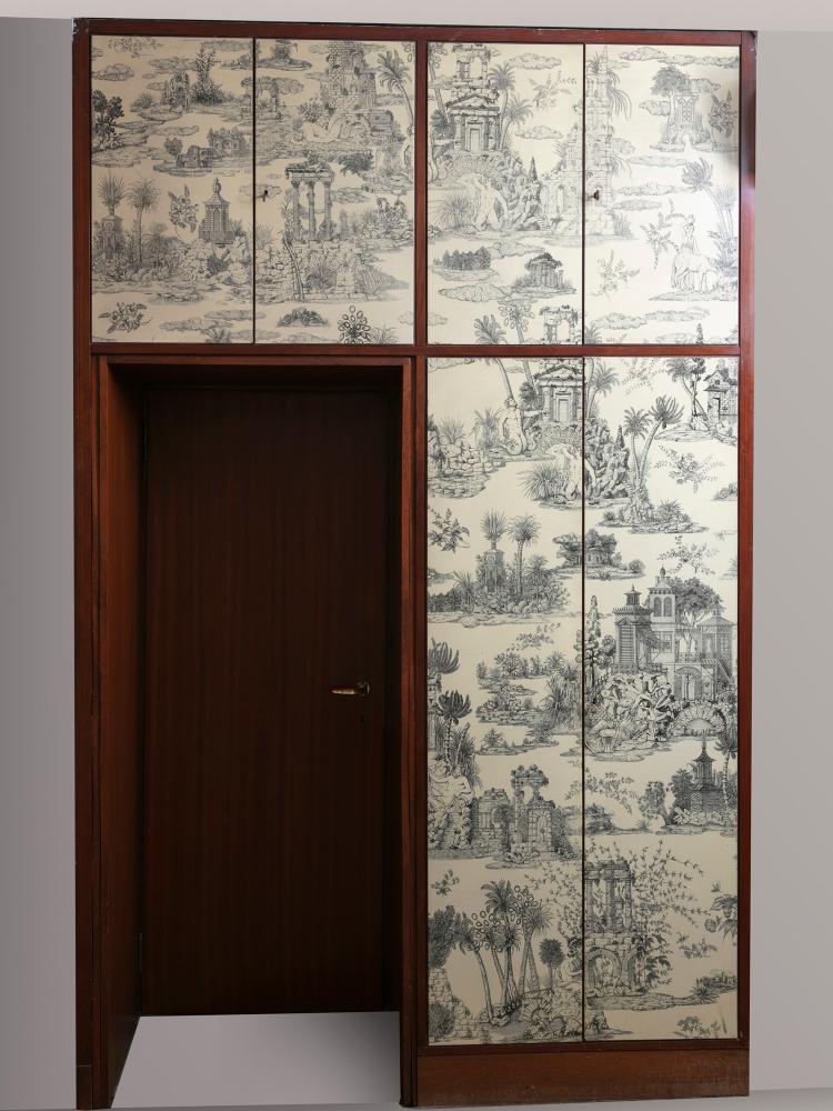 Bild 7 zu Objekt, Unikat Einbau-Kleiderschrank 'Gran Coromandel', 1950er Jahre, Piero Fornasetti, Fornasetti, Mailand, 152A 205