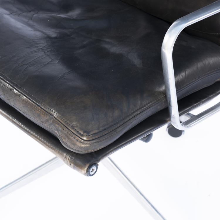 Bild 4 zu Objekt, Arbeitsstuhl 'Soft Pad High-Back', 1969, Charles Eames,Ray Eames, ICF Cadsana, Mailand, 152B 556
